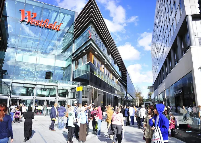 Quick Access To London City, Self Check-In!