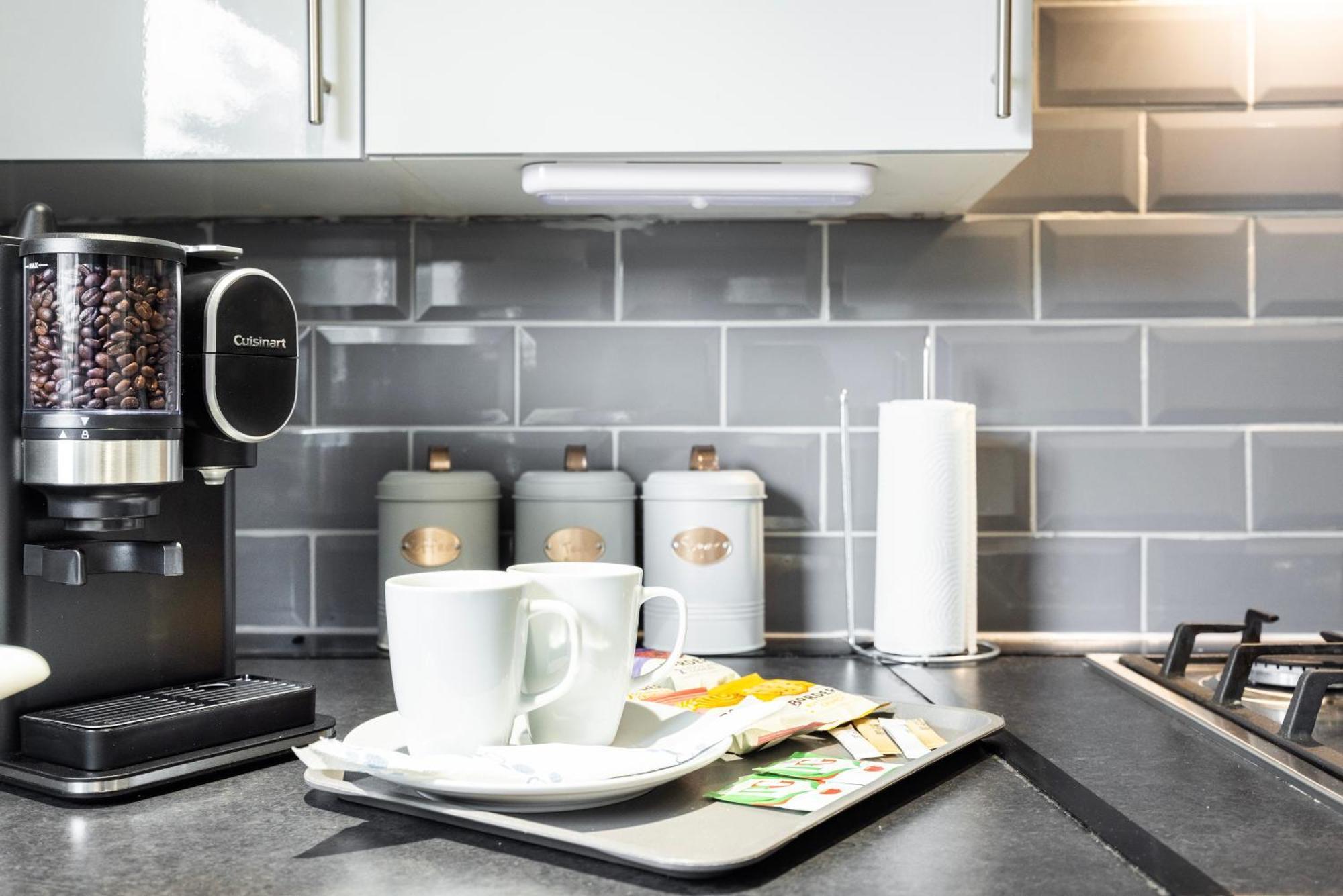 Quick Access To City, Self Check-in! * London